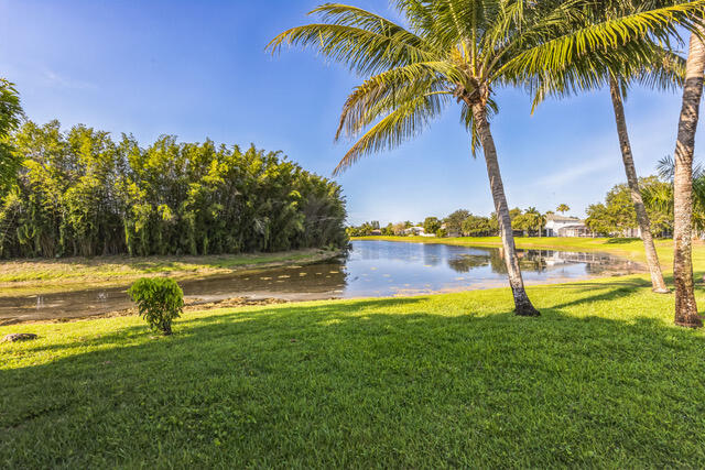 LAKEFIELD OF THE LANDINGS AT WELLINGTON 3B - Residential Lease