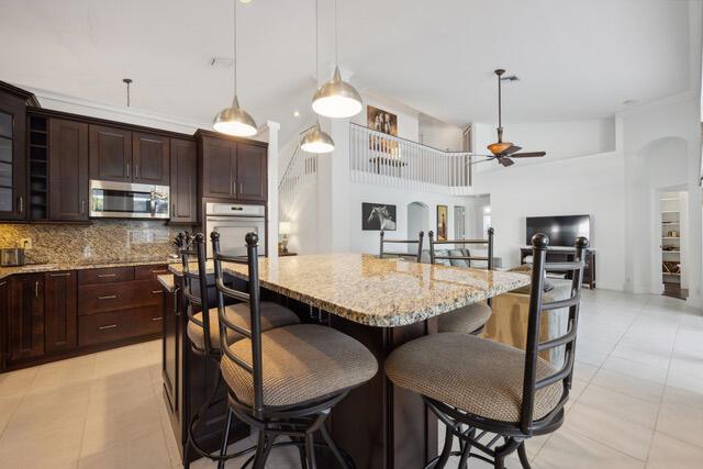 LAKEFIELD OF THE LANDINGS - Residential Lease