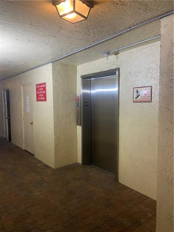 CYPRESS CHASE NORTH NO. 3 - Residential