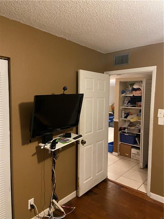 CYPRESS CHASE NORTH NO. 3 - Residential