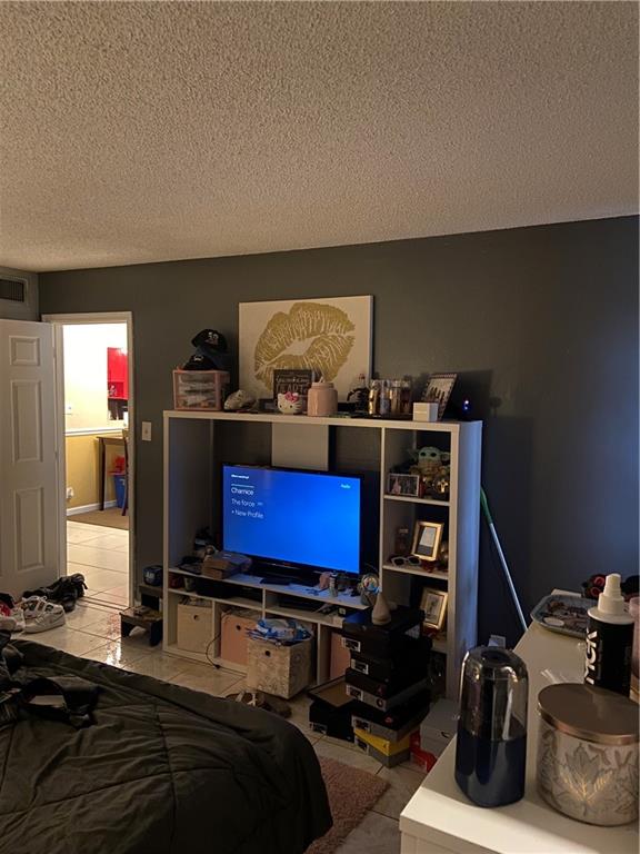 CYPRESS CHASE NORTH NO. 3 - Residential