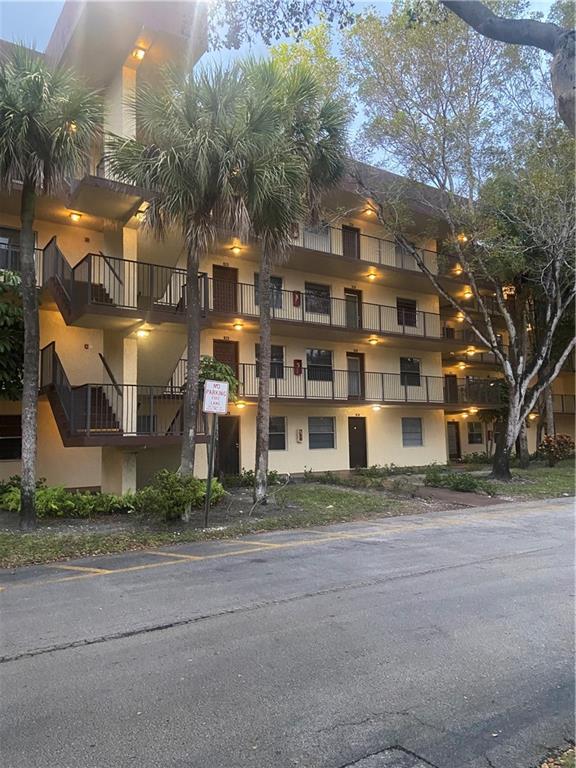 CYPRESS CHASE NORTH NO. 3 - Residential