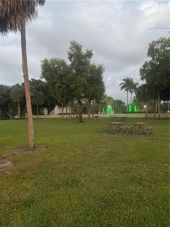 CYPRESS CHASE NORTH NO. 3 - Residential