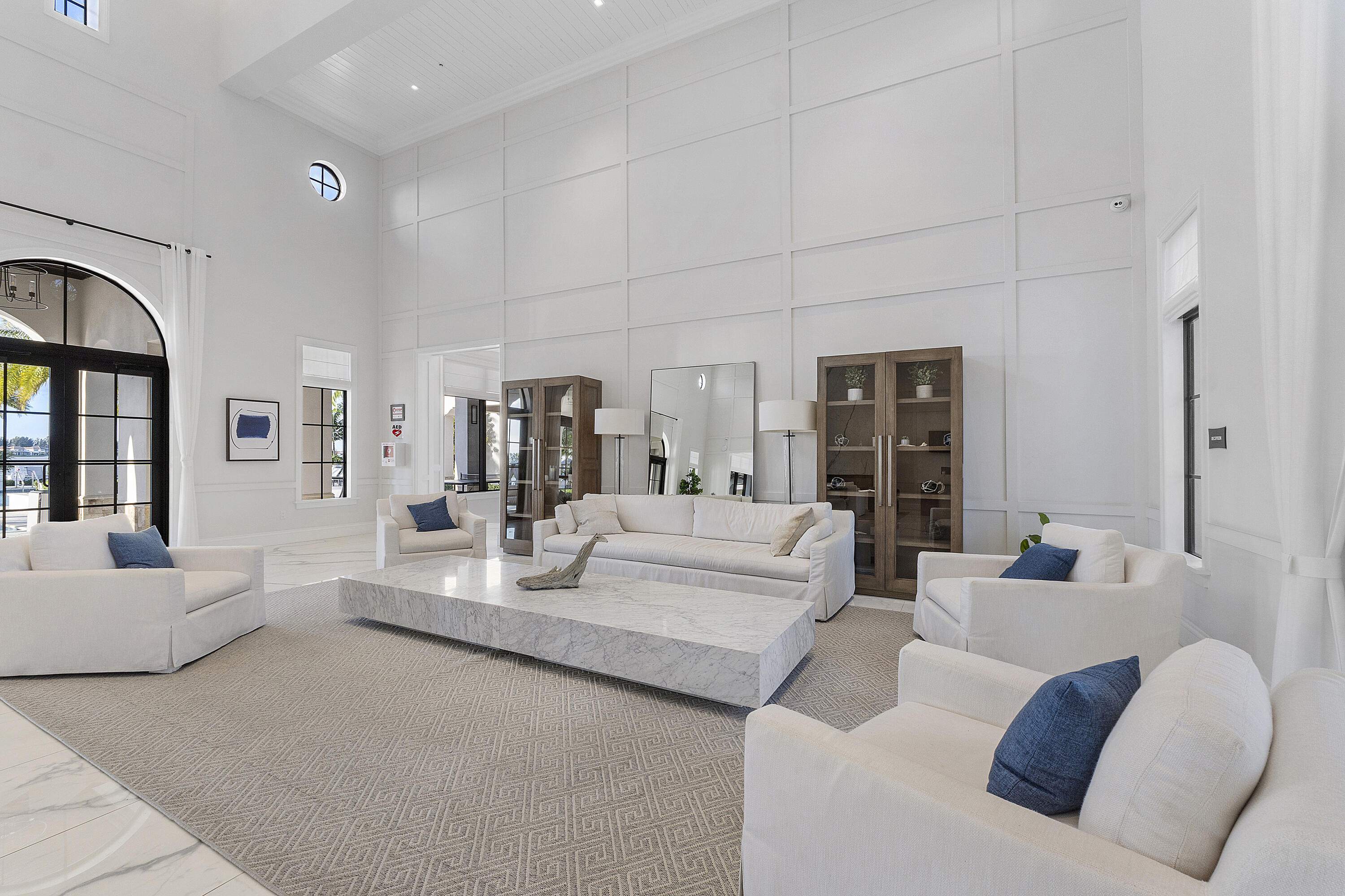 PARKLAND BAY - Residential