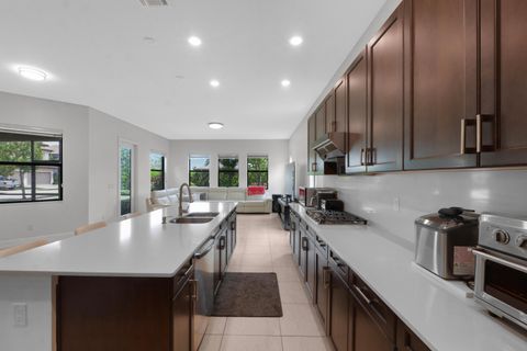 Tiny photo for 11795 Waterway Circle, Parkland, FL 33076 (MLS # B26019507)