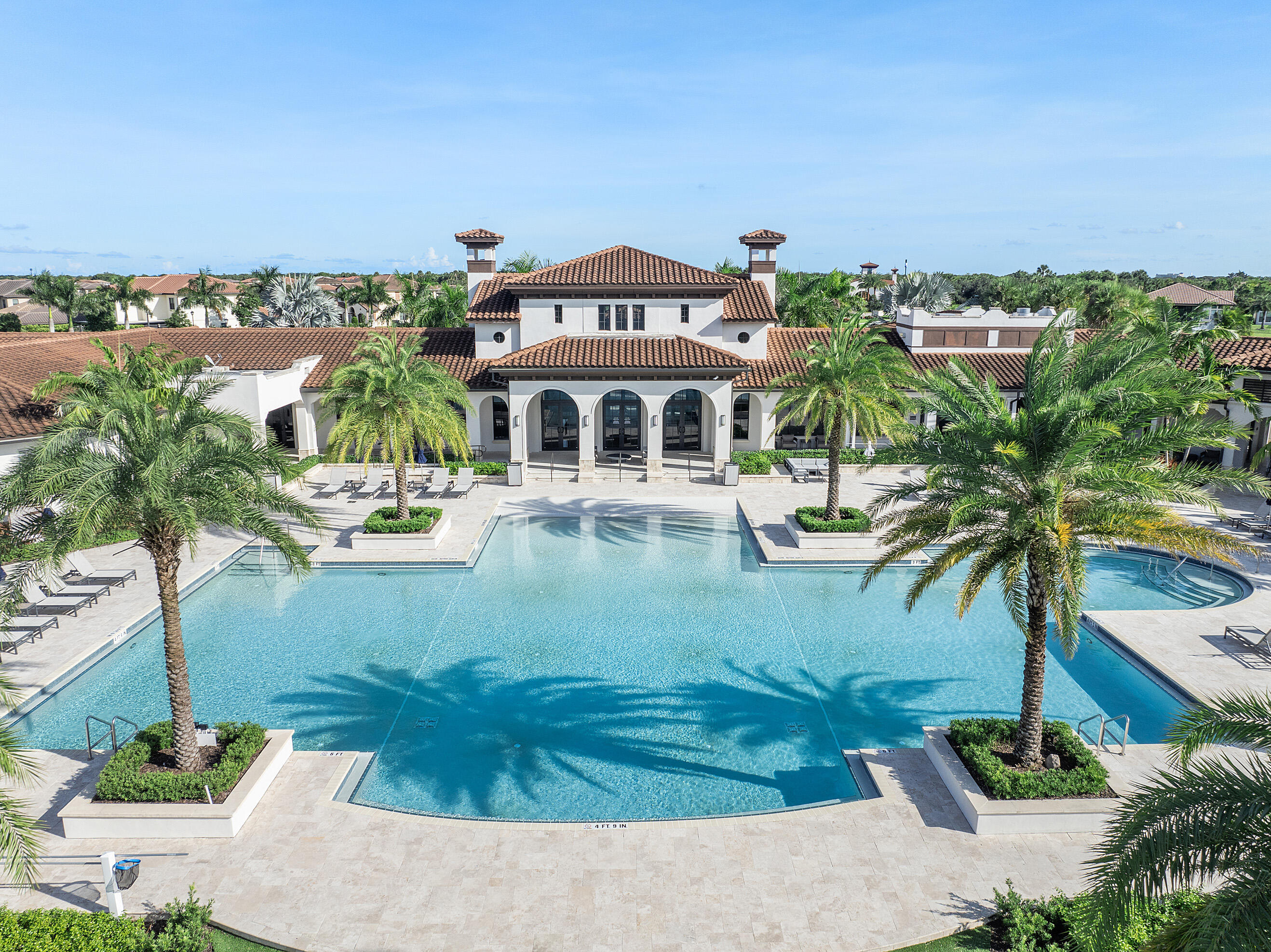 PARKLAND BAY - Residential