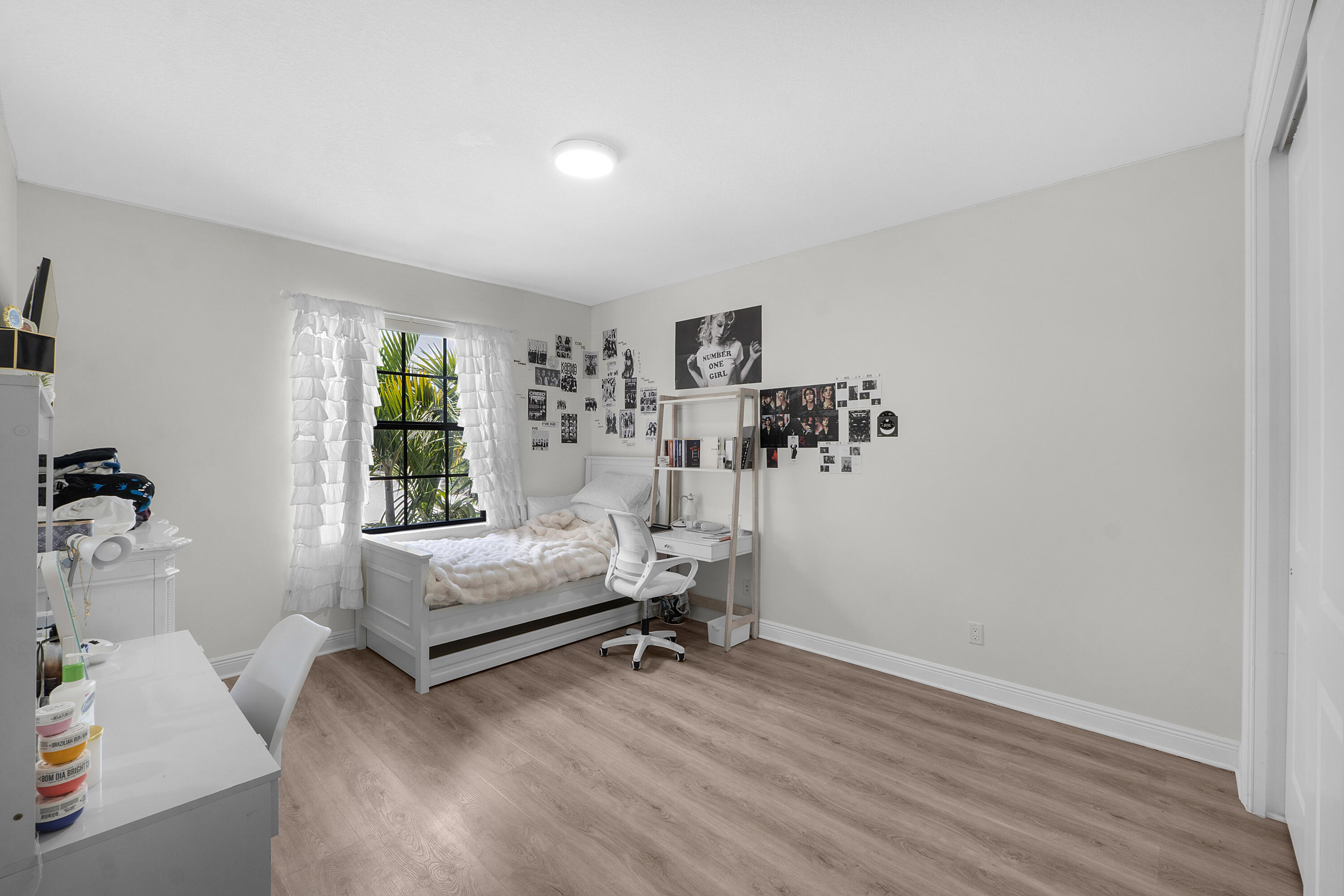 PARKLAND BAY - Residential