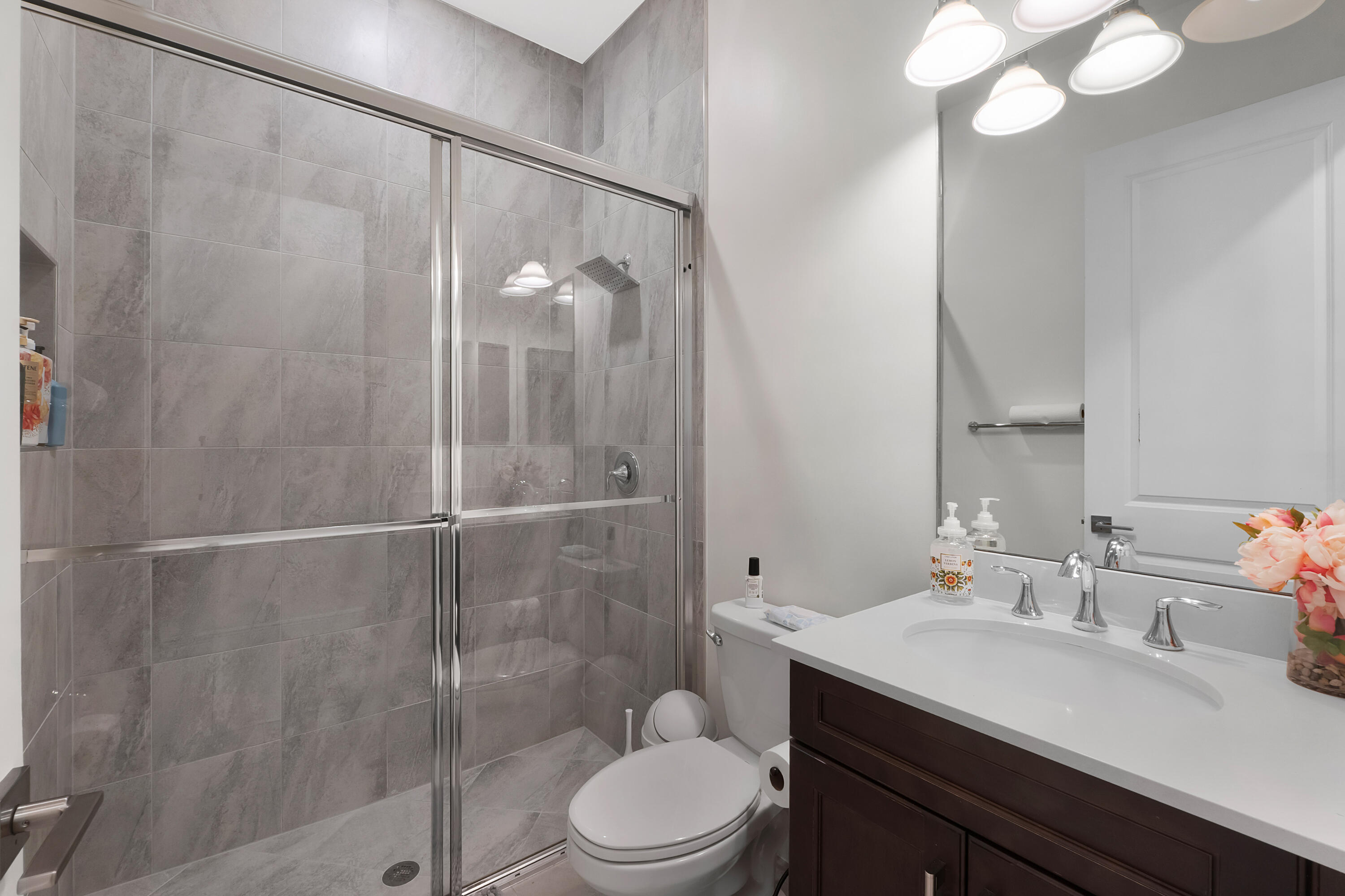 PARKLAND BAY - Residential