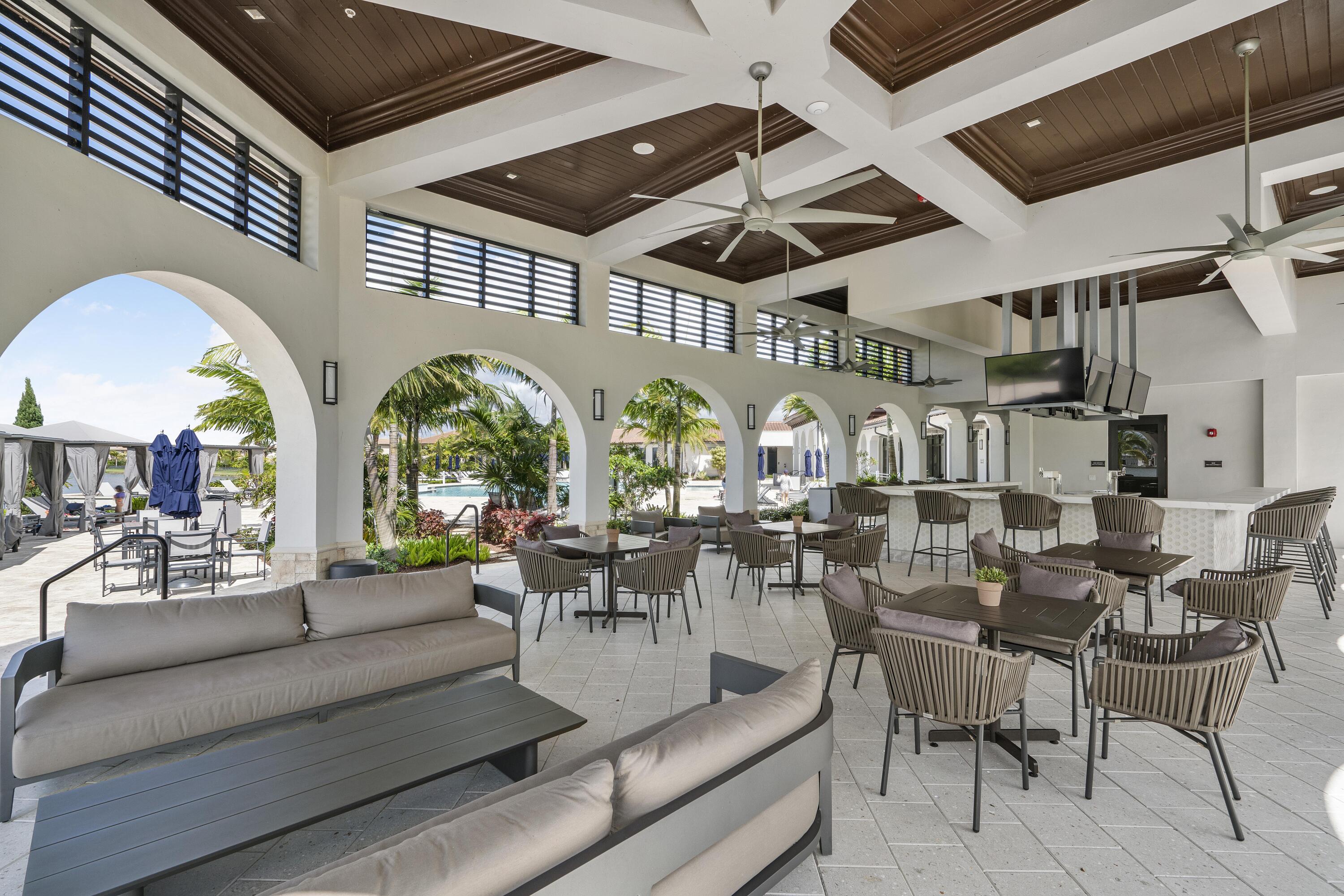 PARKLAND BAY - Residential