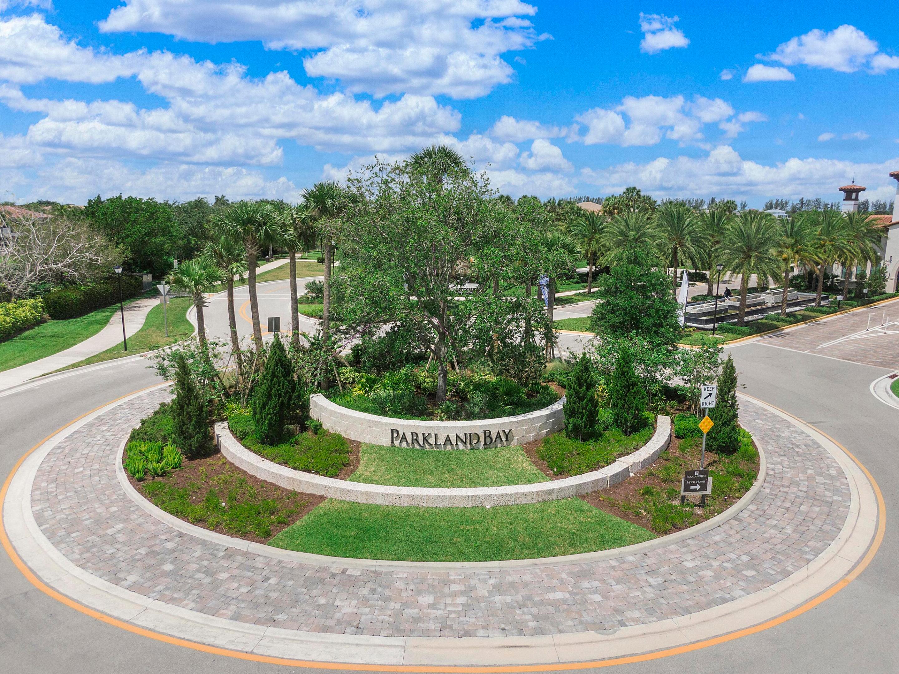 PARKLAND BAY - Residential