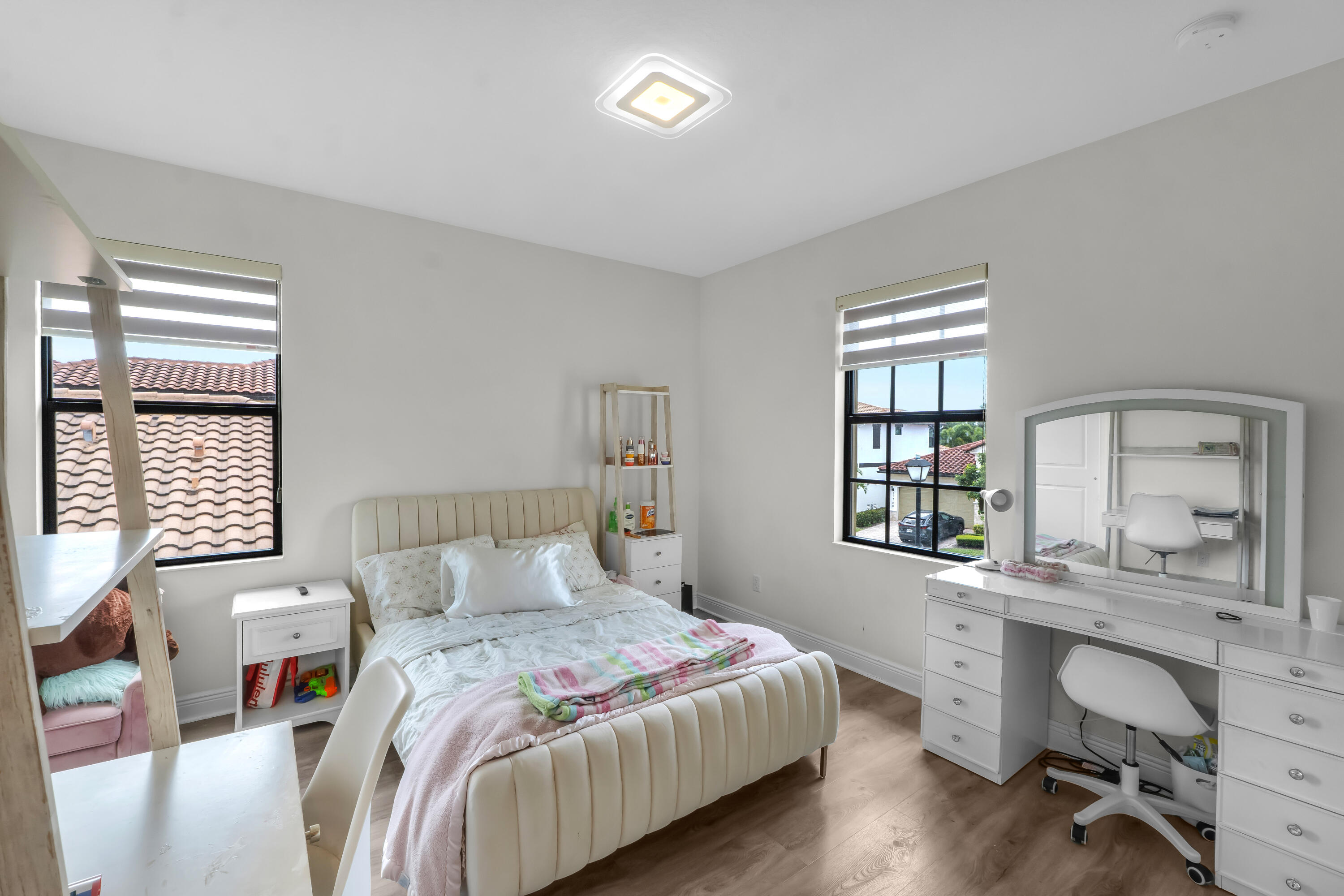 PARKLAND BAY - Residential