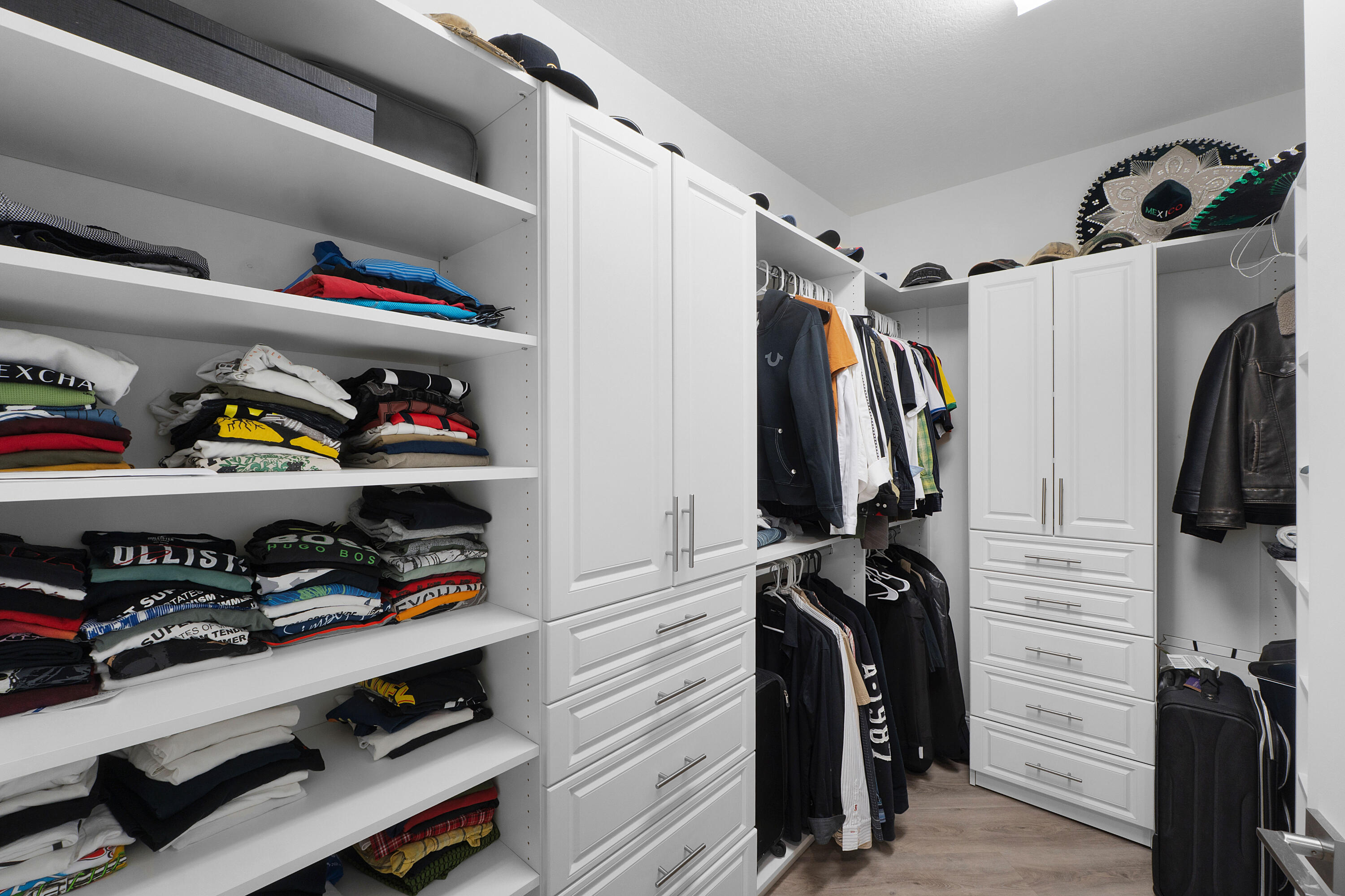 PARKLAND BAY - Residential