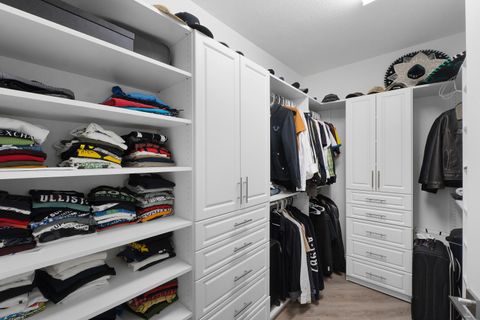 Tiny photo for 11795 Waterway Circle, Parkland, FL 33076 (MLS # B26019507)