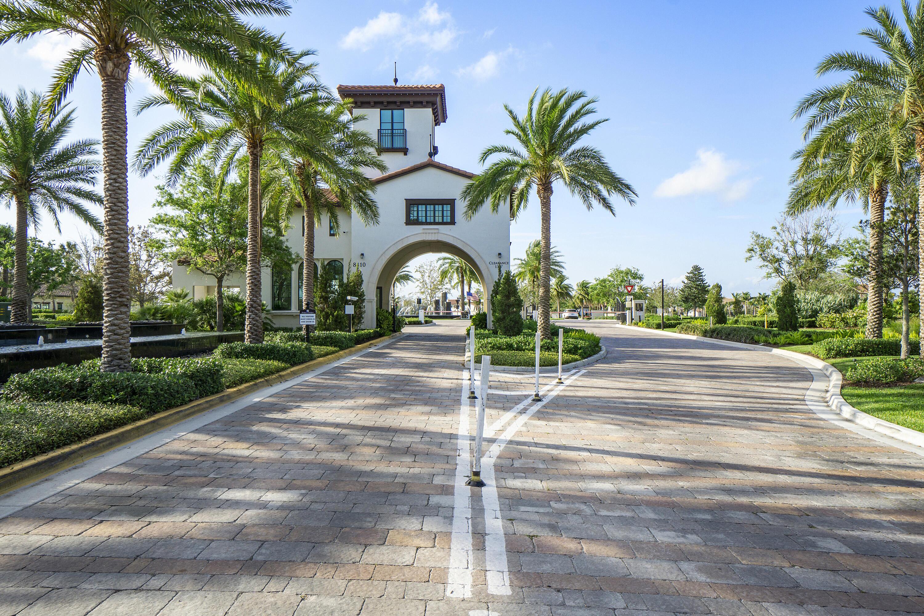 PARKLAND BAY - Residential