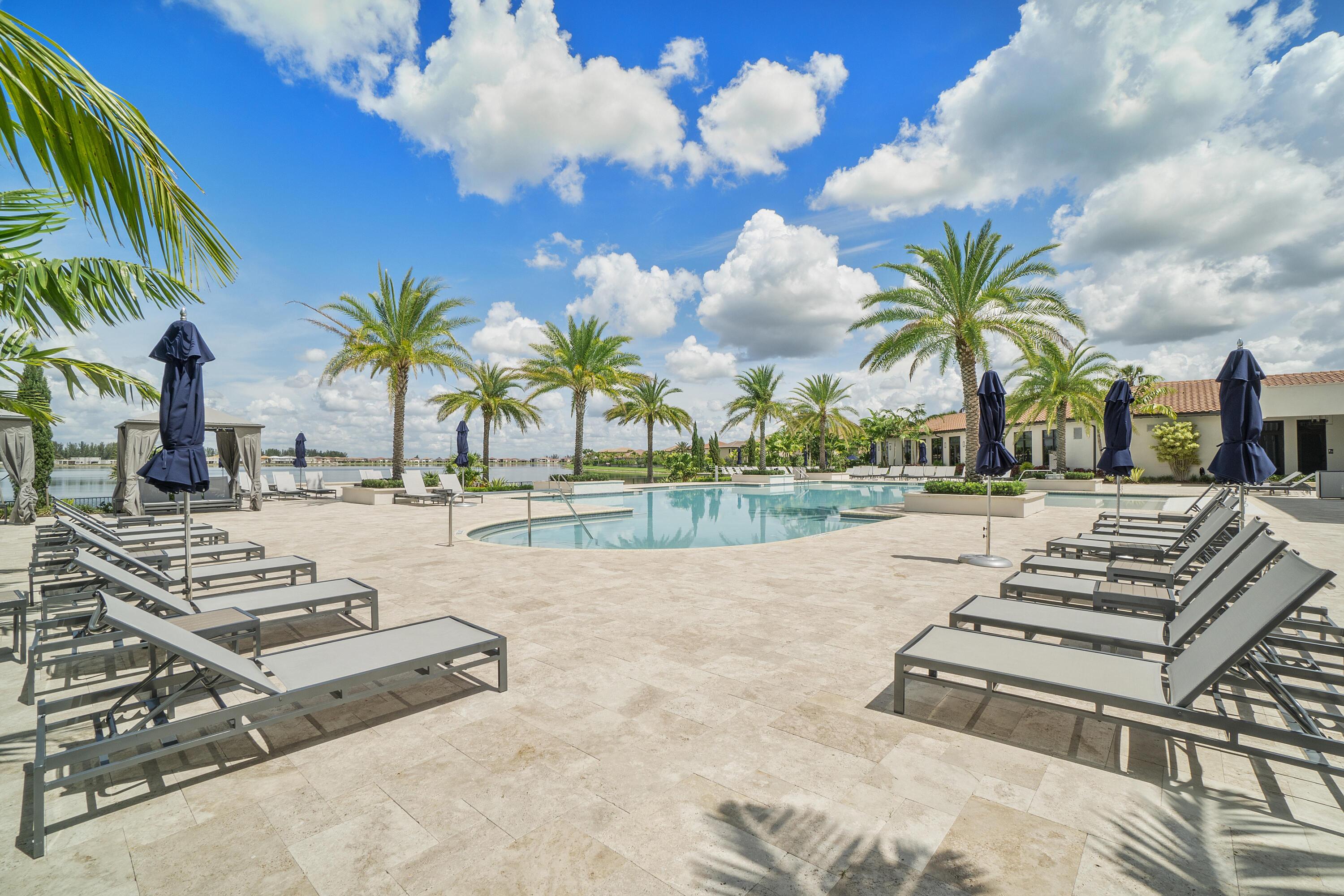 PARKLAND BAY - Residential