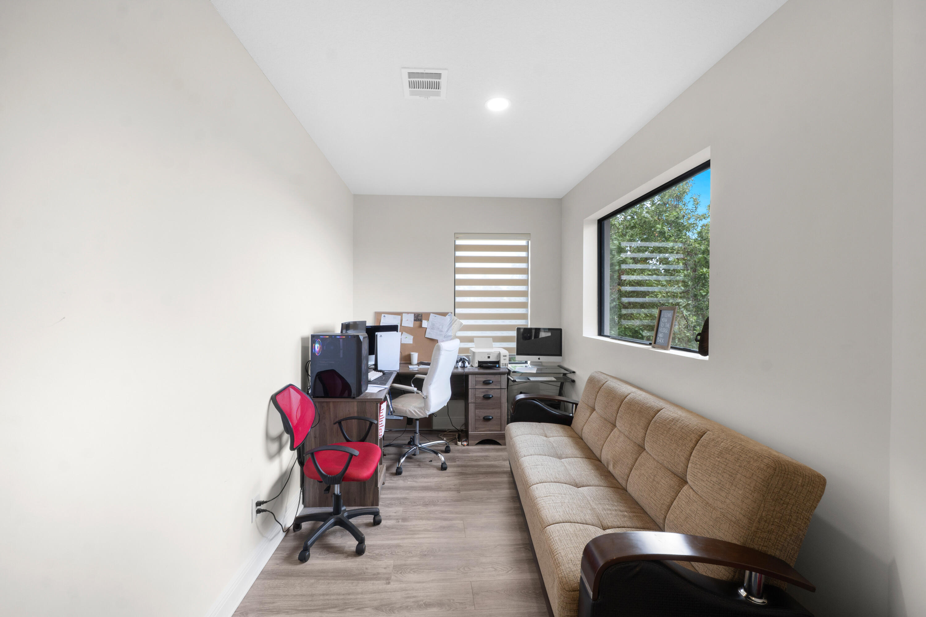 PARKLAND BAY - Residential