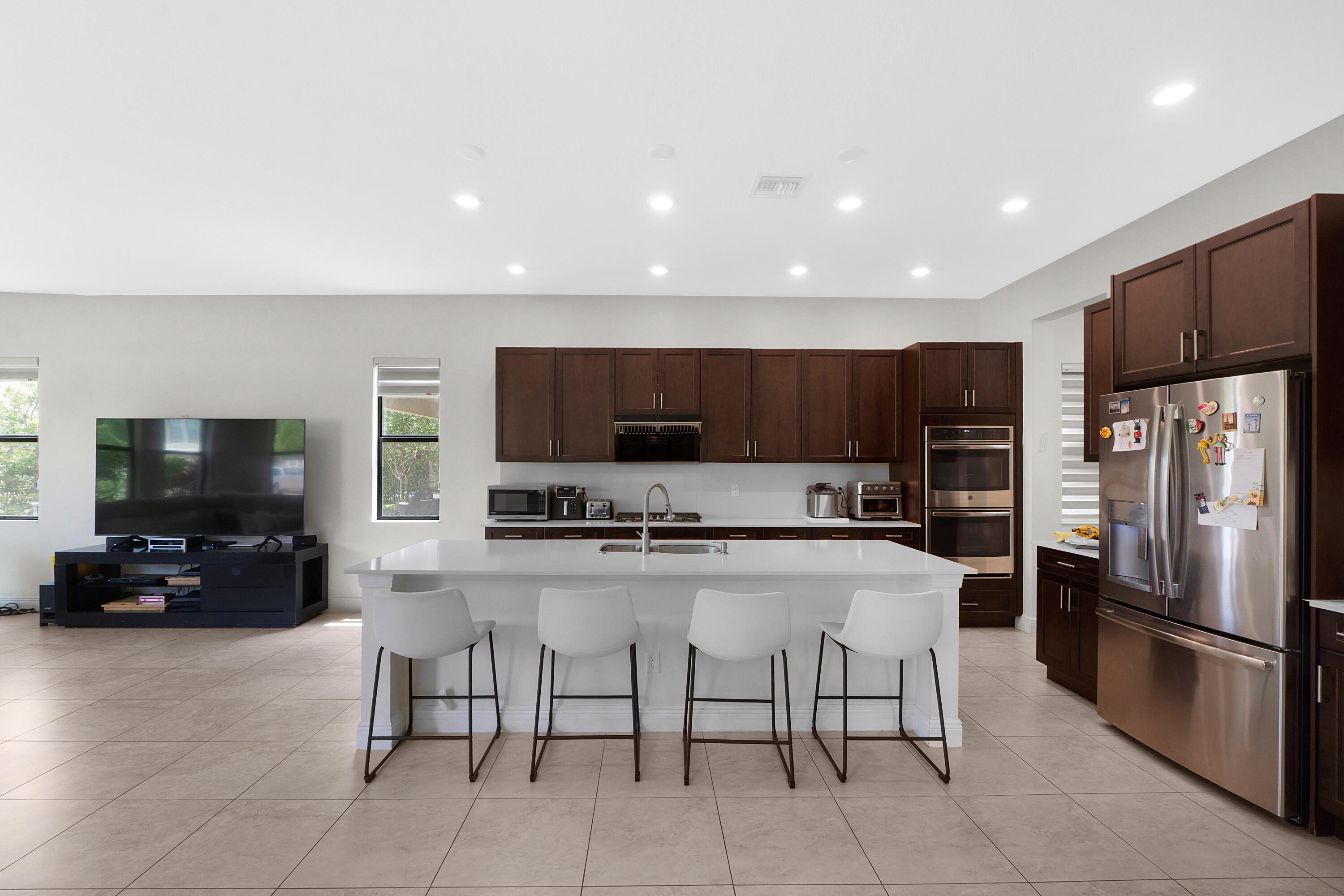 PARKLAND BAY - Residential