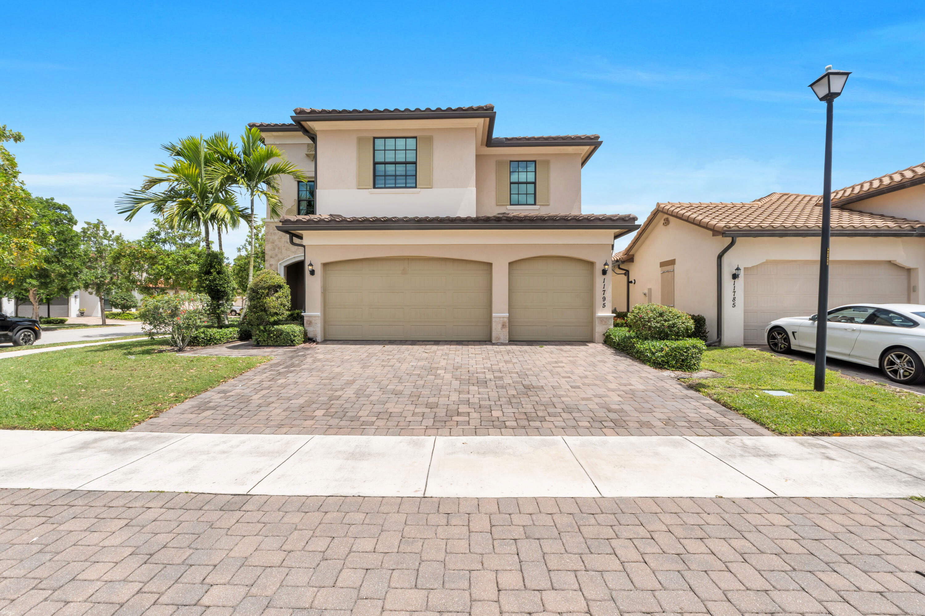 11795 Waterway Circle