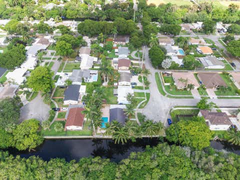 Tiny photo for 3030 ARTHUR Street, Hollywood, FL 33021 (MLS # B26053694)