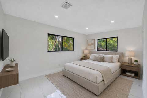 Tiny photo for 3030 ARTHUR Street, Hollywood, FL 33021 (MLS # B26053694)