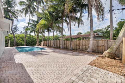 Tiny photo for 3030 ARTHUR Street, Hollywood, FL 33021 (MLS # B26053694)