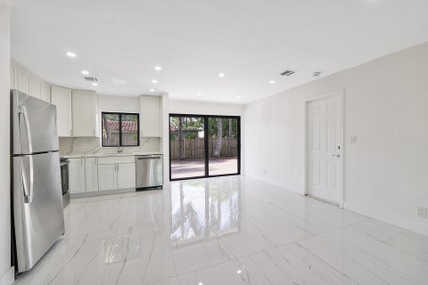 Tiny photo for 3030 ARTHUR Street, Hollywood, FL 33021 (MLS # B26053694)