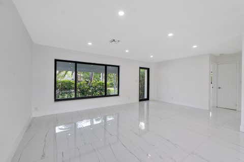 Tiny photo for 3030 ARTHUR Street, Hollywood, FL 33021 (MLS # B26053694)