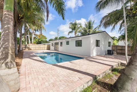 Tiny photo for 3030 ARTHUR Street, Hollywood, FL 33021 (MLS # B26053694)