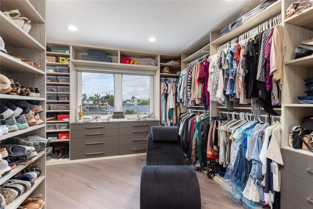 Sunrise Key 45-6 B - Residential