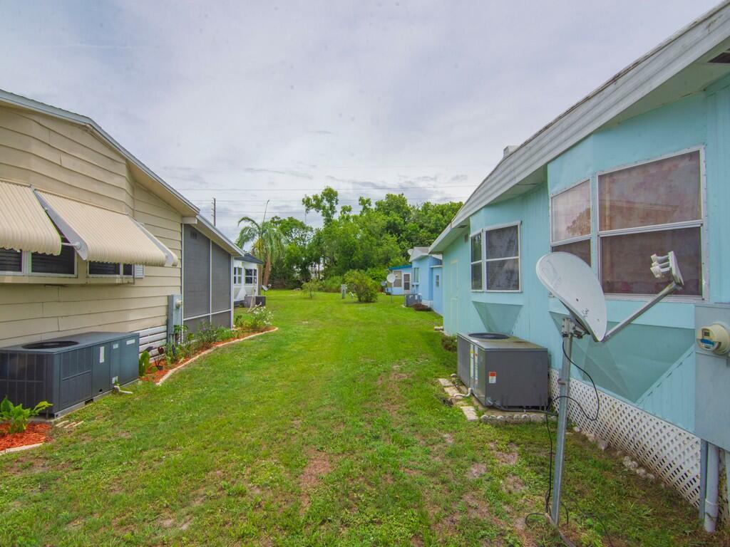 Spanish Lakes Riverfront - Residential