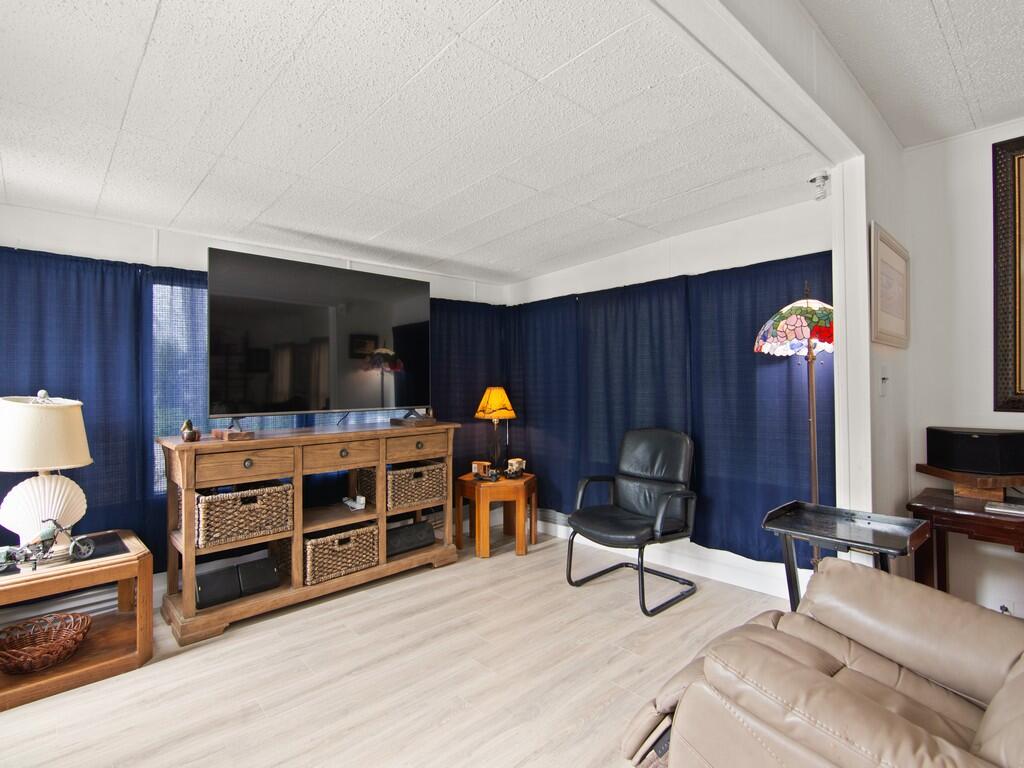 Spanish Lakes Riverfront - Residential