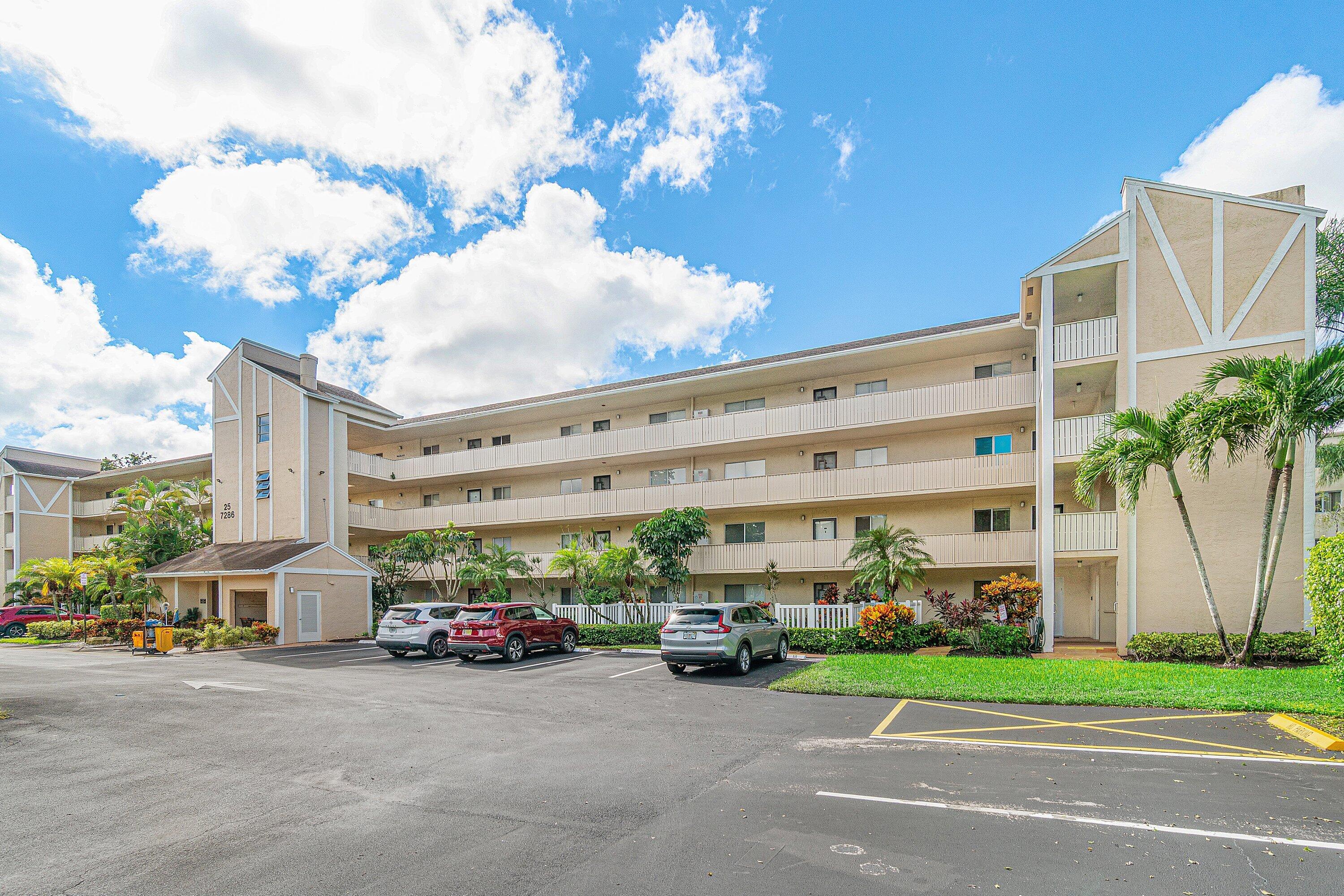 7286 Huntington Lane 108