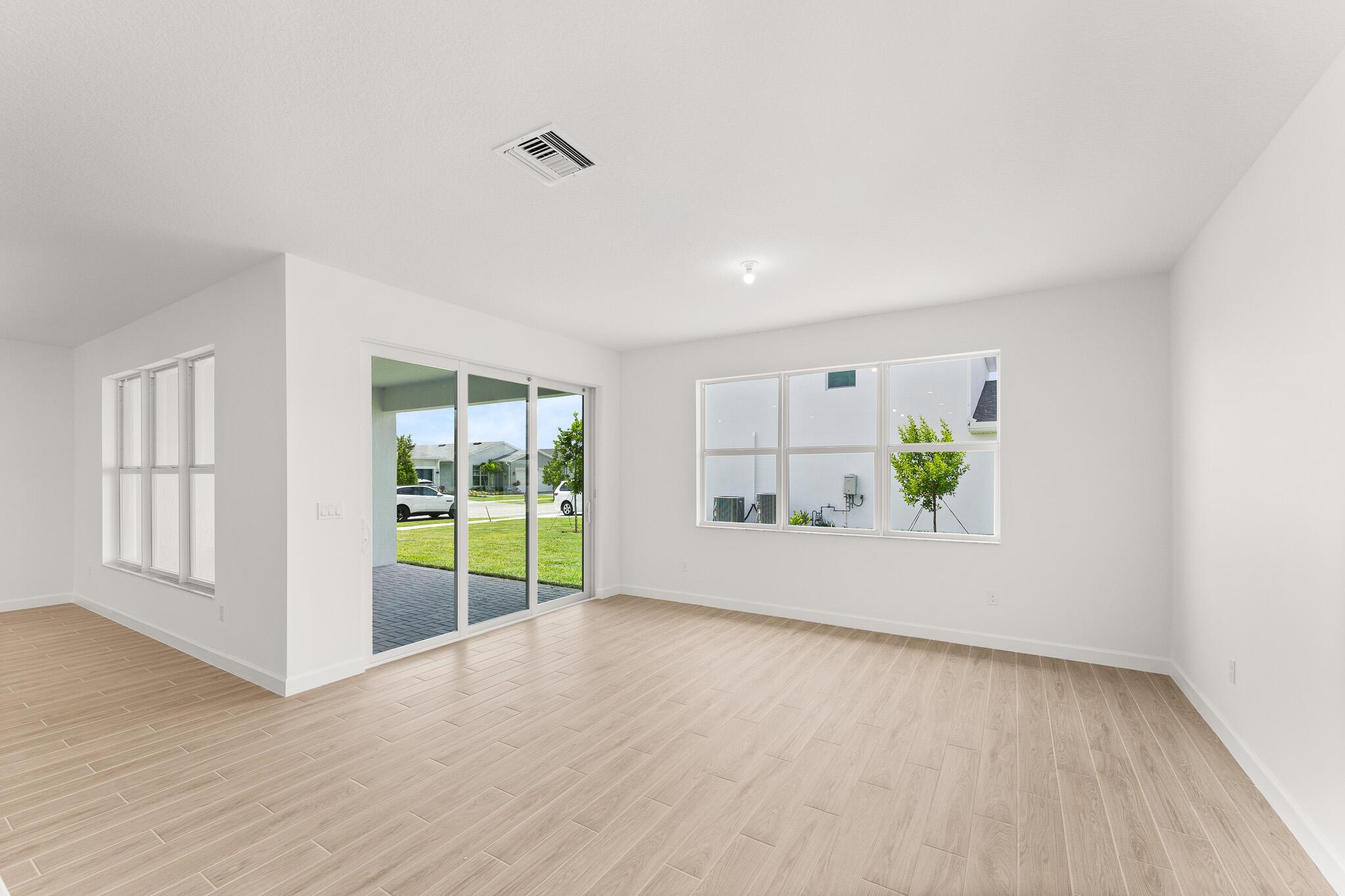 SOUTHERN GROVE PARCEL 28 - Residential