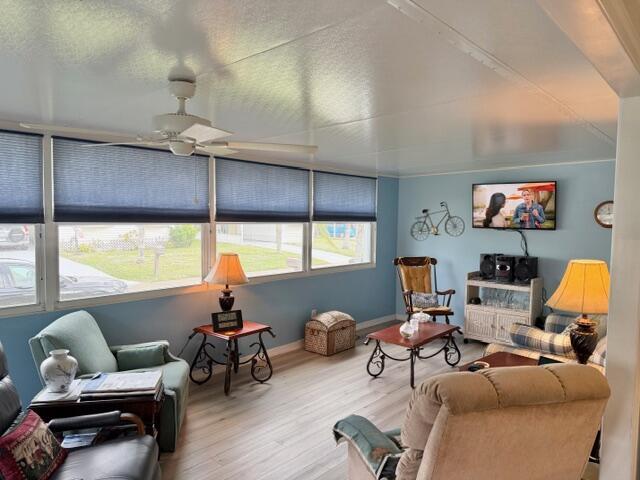 SPANSIH LAKES ONE - Residential