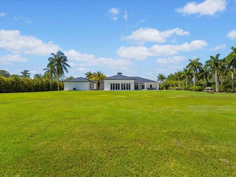 A home in Lake Worth