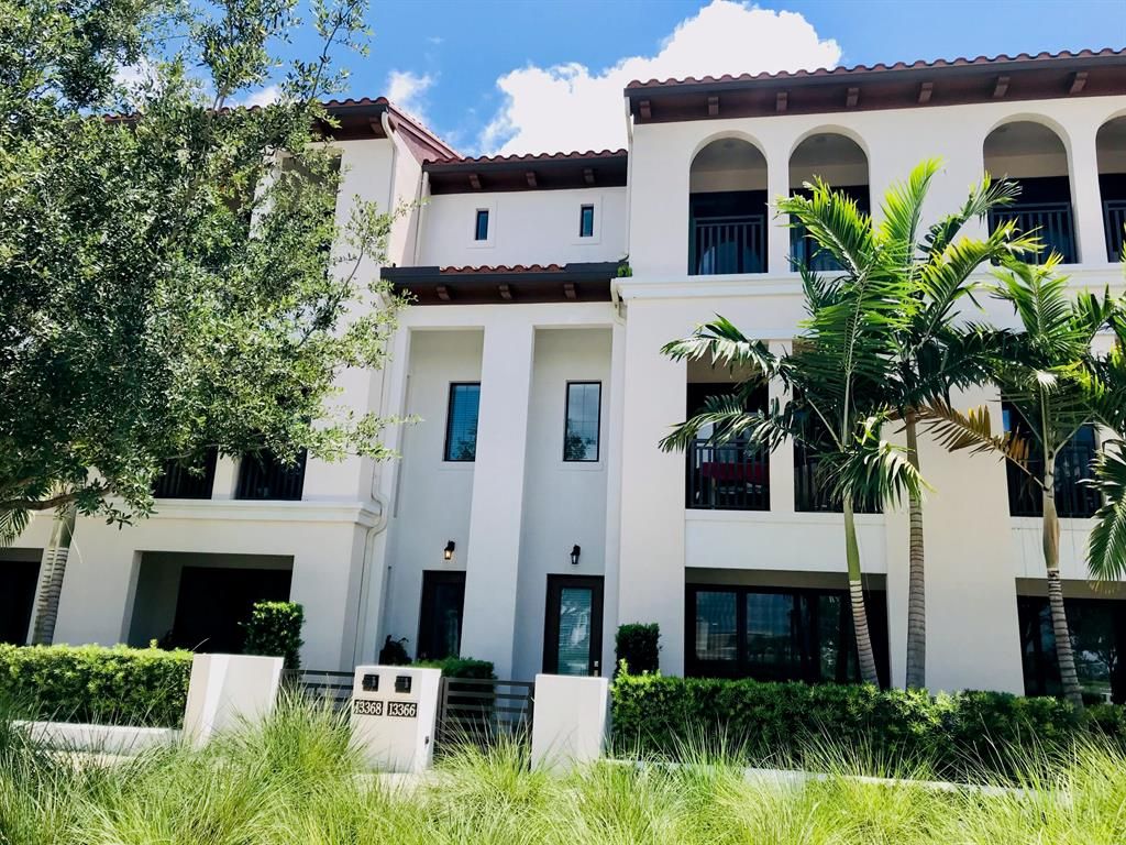 Photo of 13366 Alton Road, Palm Beach Gardens, FL 33418 (MLS # R10723114)