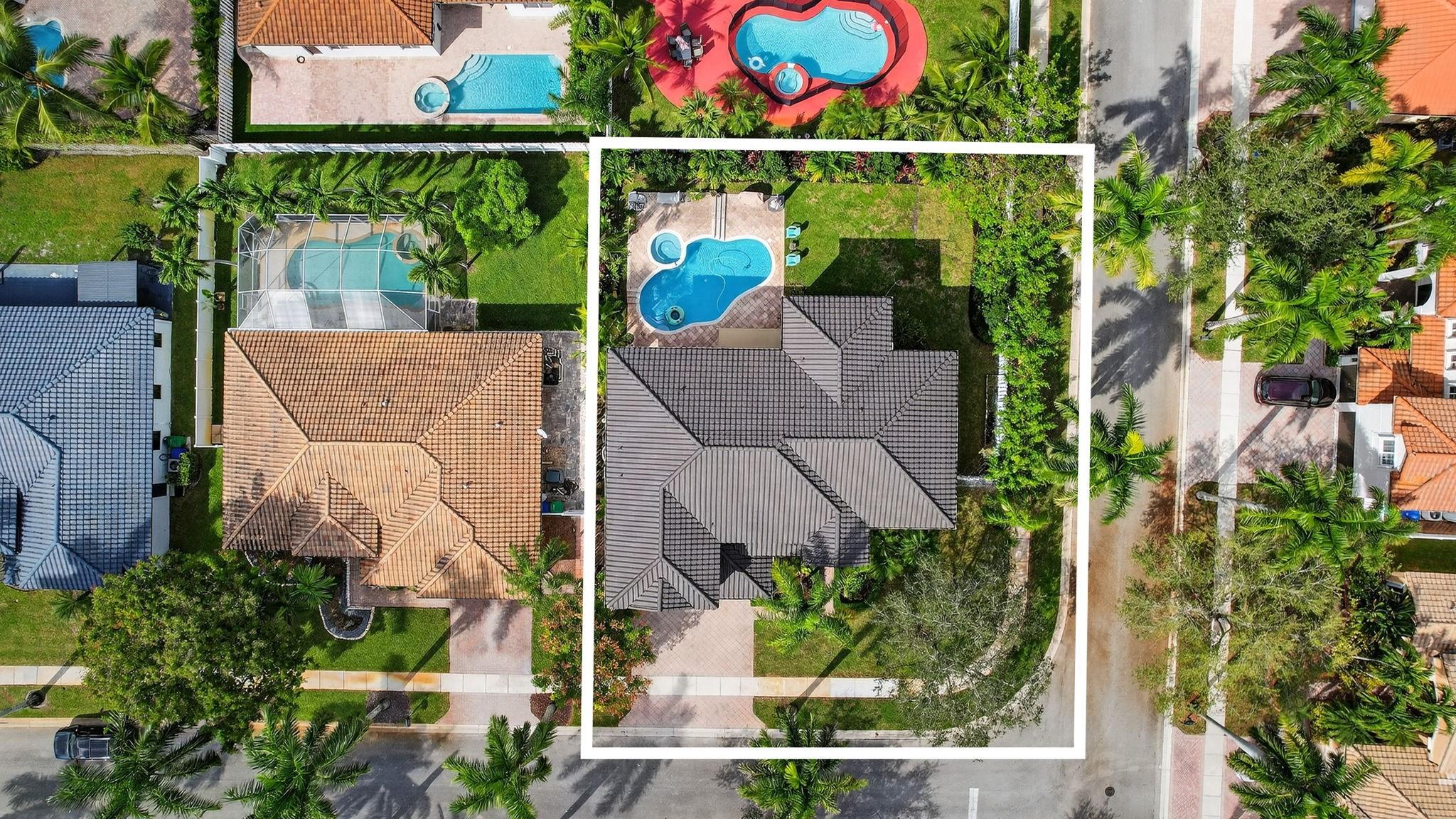 WINDSOR PALMS - Residential