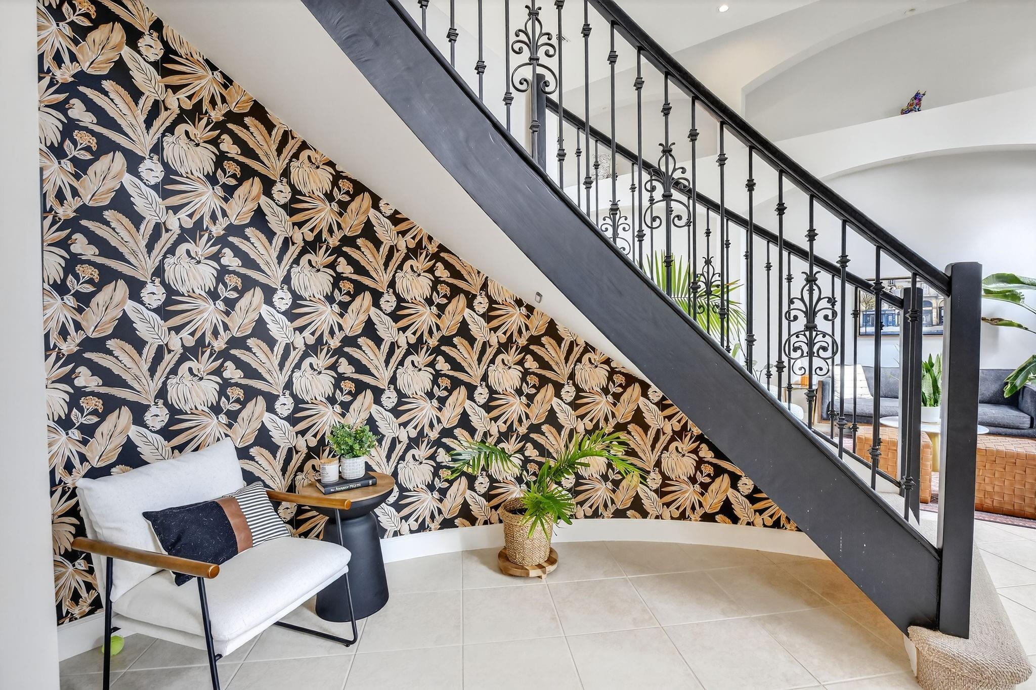 WINDSOR PALMS - Residential