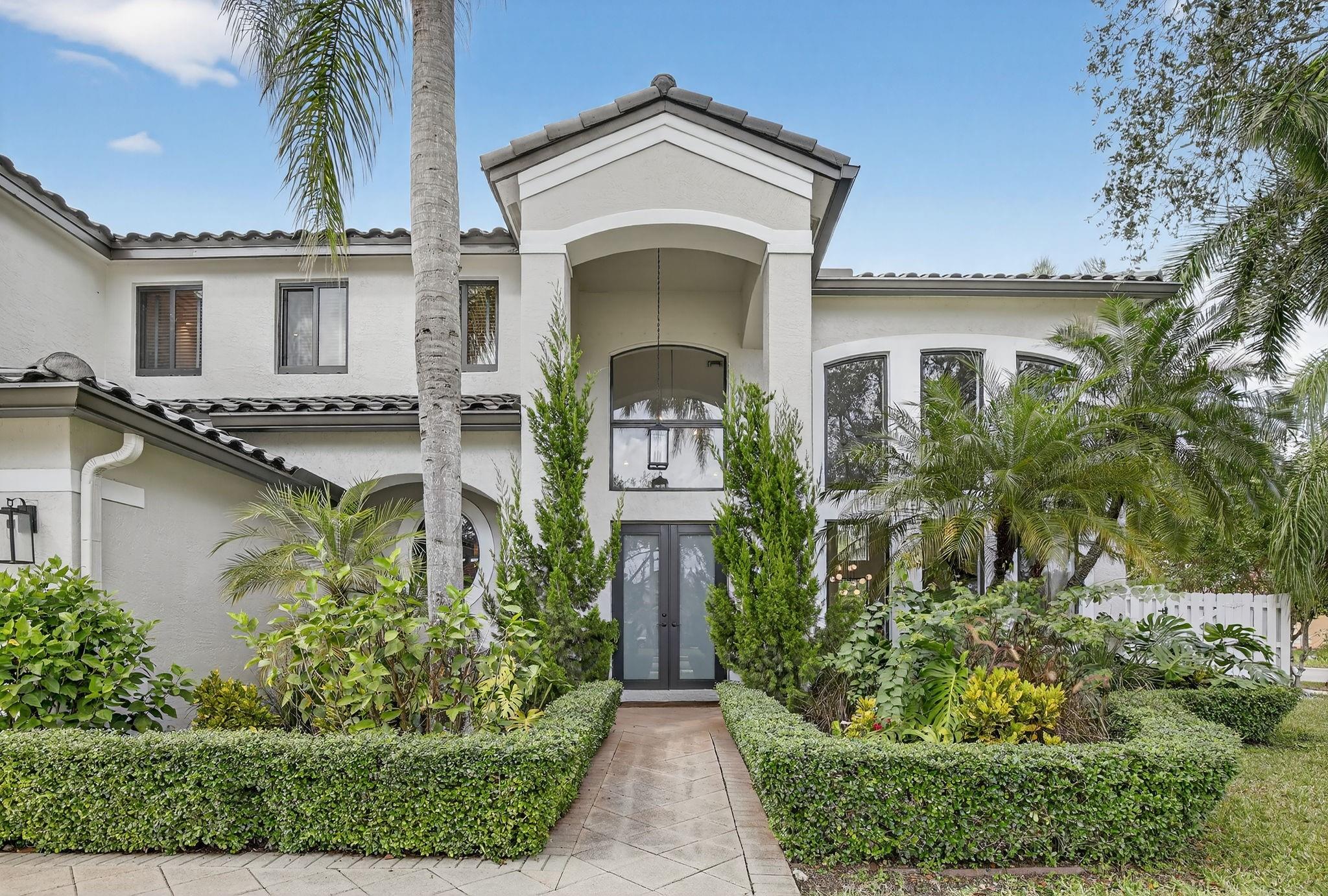 WINDSOR PALMS - Residential