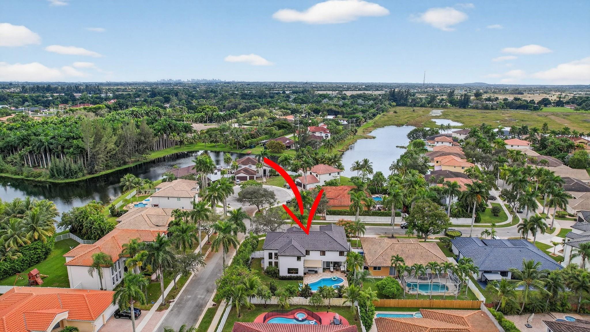 WINDSOR PALMS - Residential