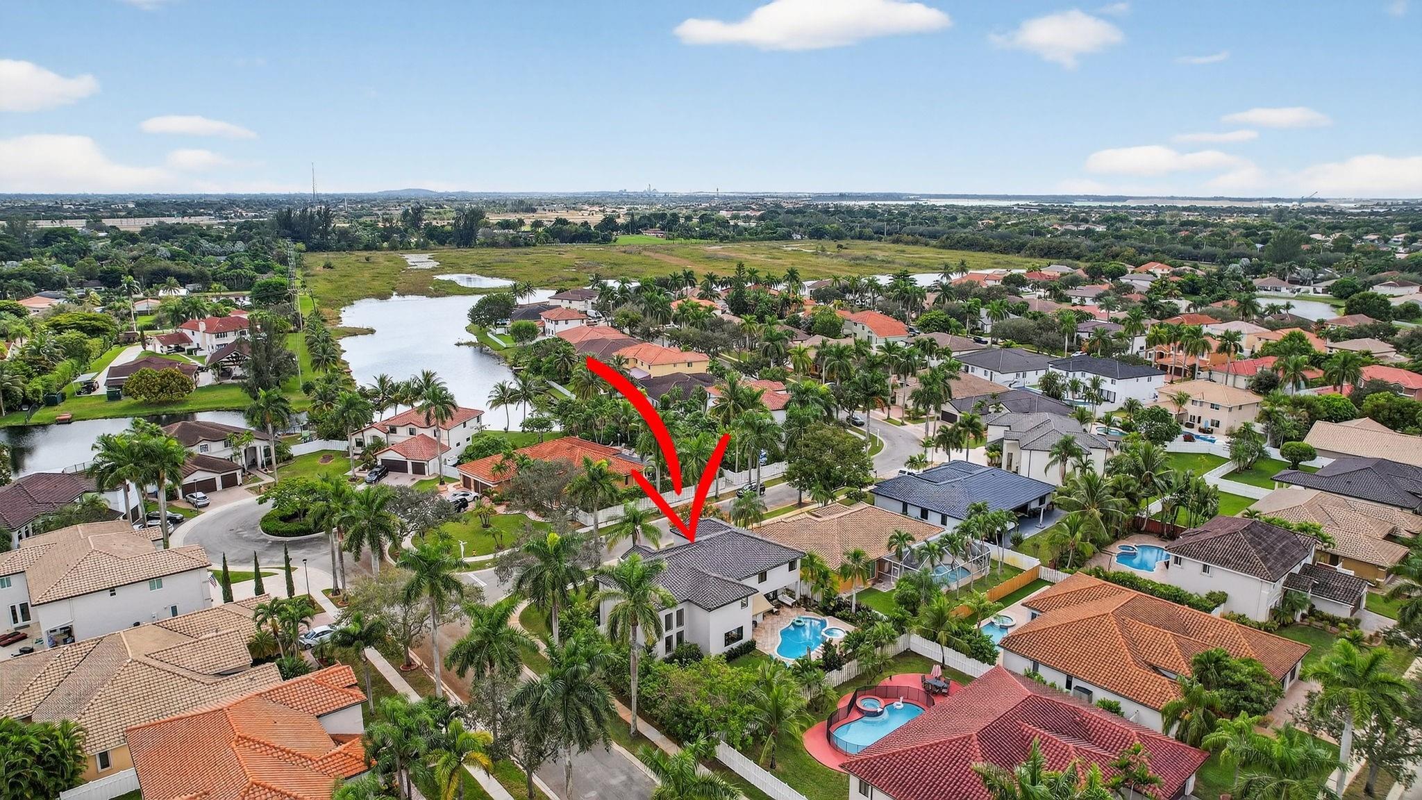 WINDSOR PALMS - Residential