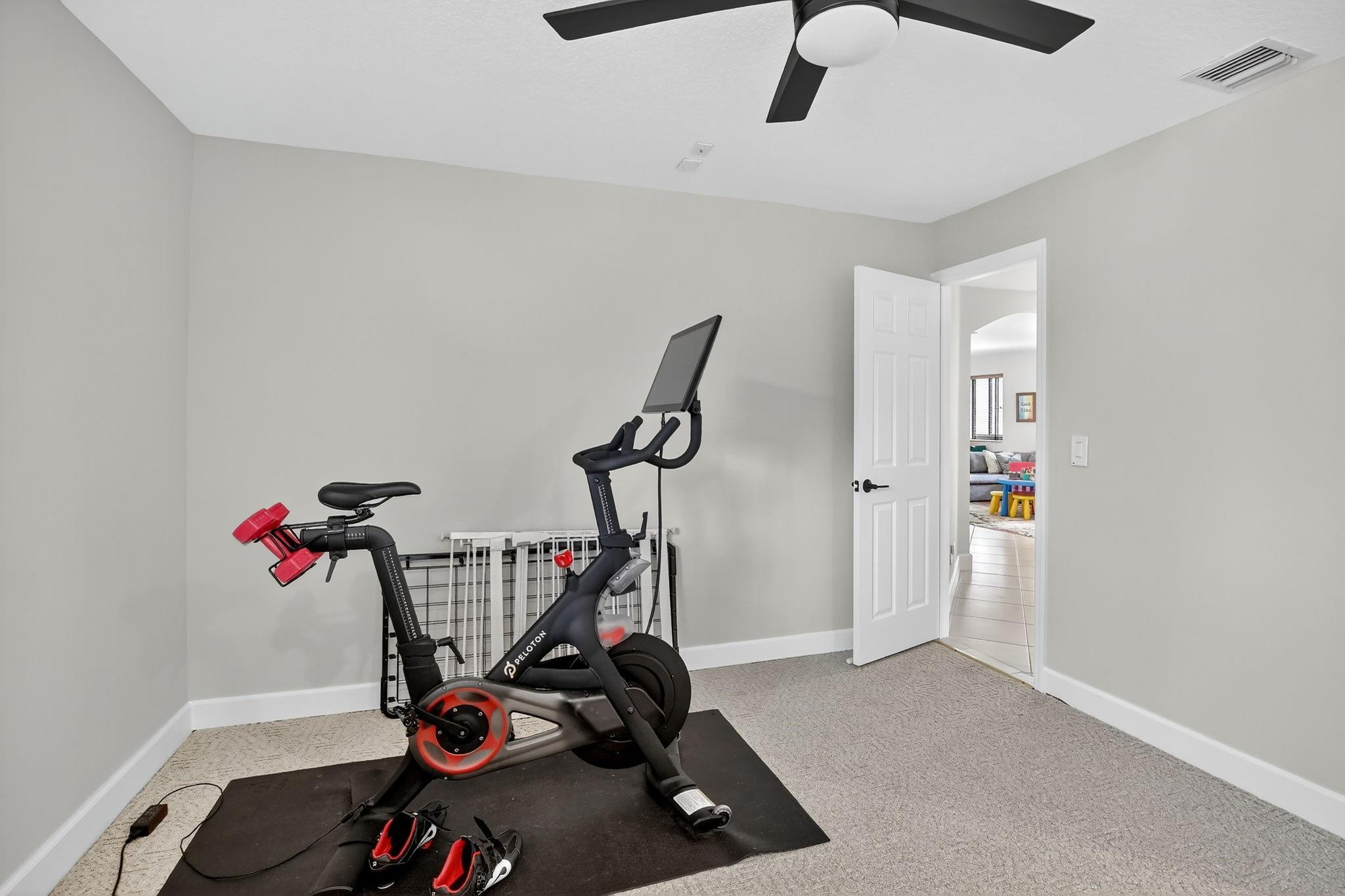 WINDSOR PALMS - Residential