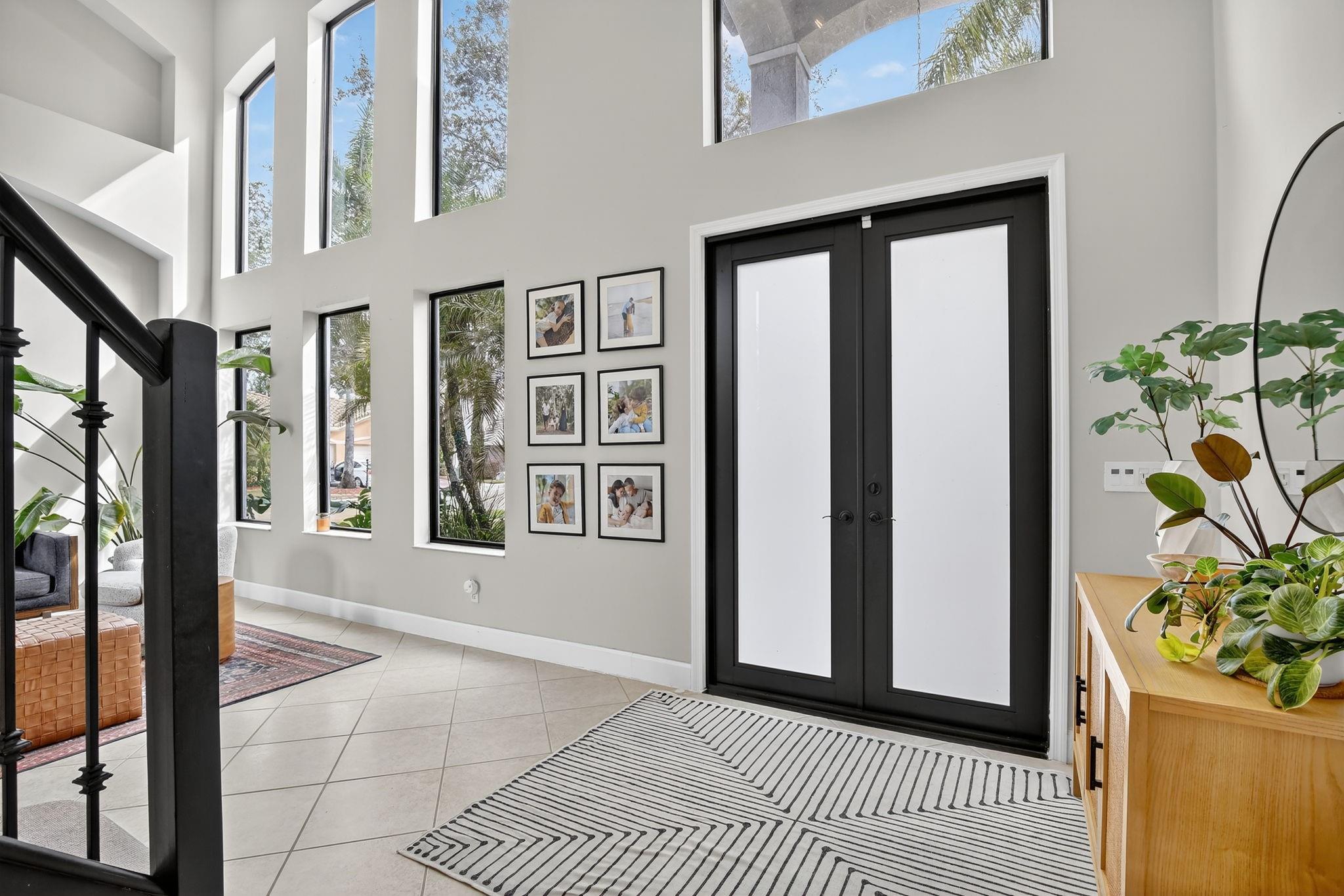 WINDSOR PALMS - Residential