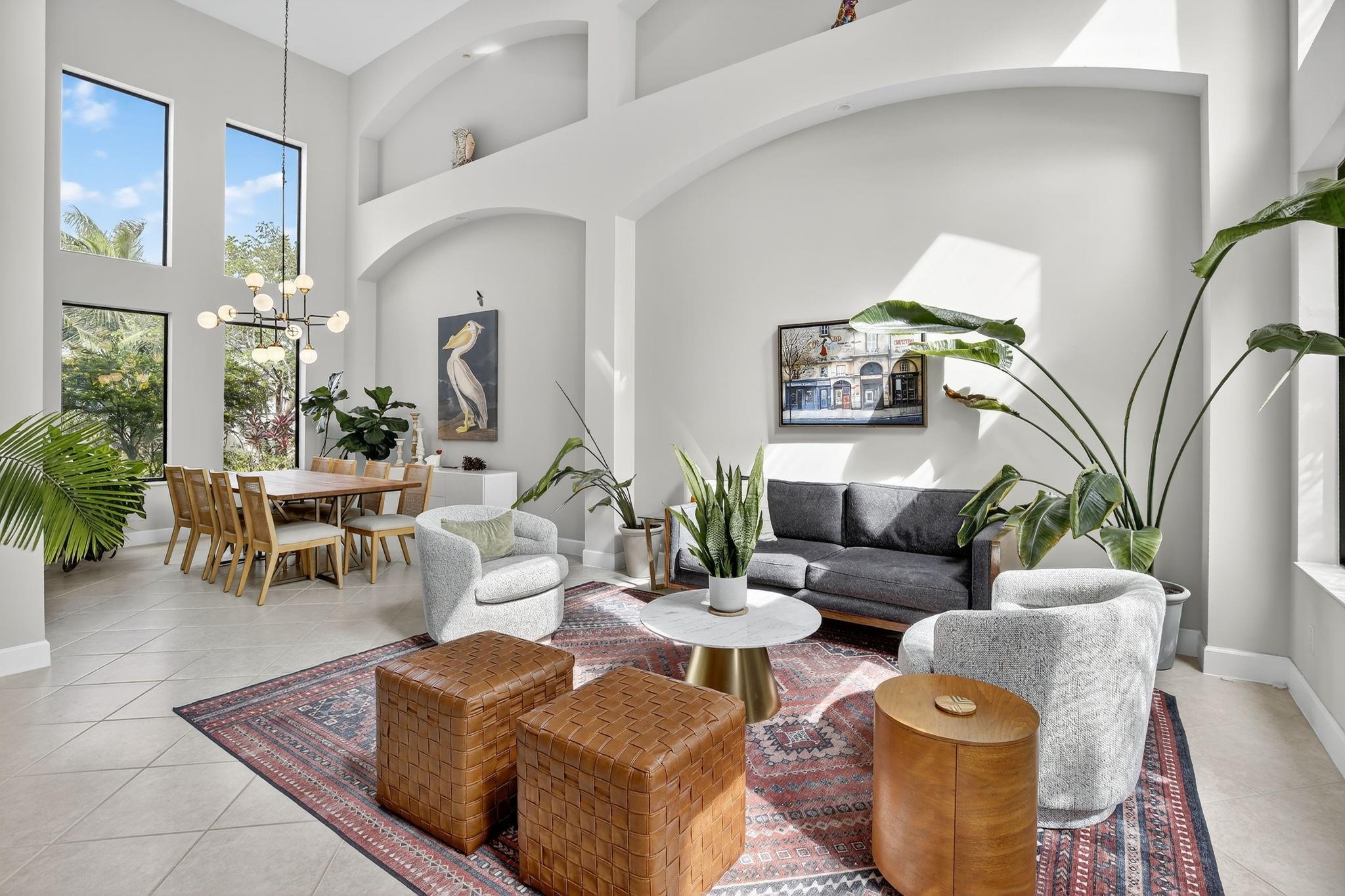 WINDSOR PALMS - Residential