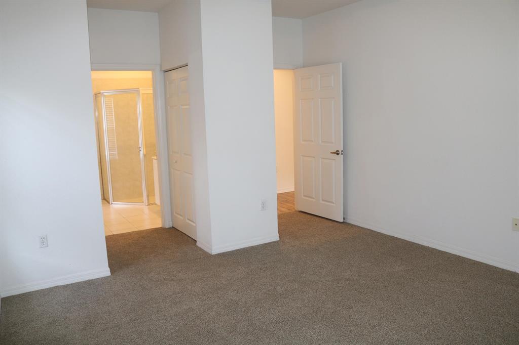 THE LAKES AT THE SAVANNAHS CONDOMINIUM - Residential