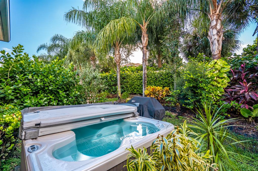 VILLAGGIO RESERVE - Residential