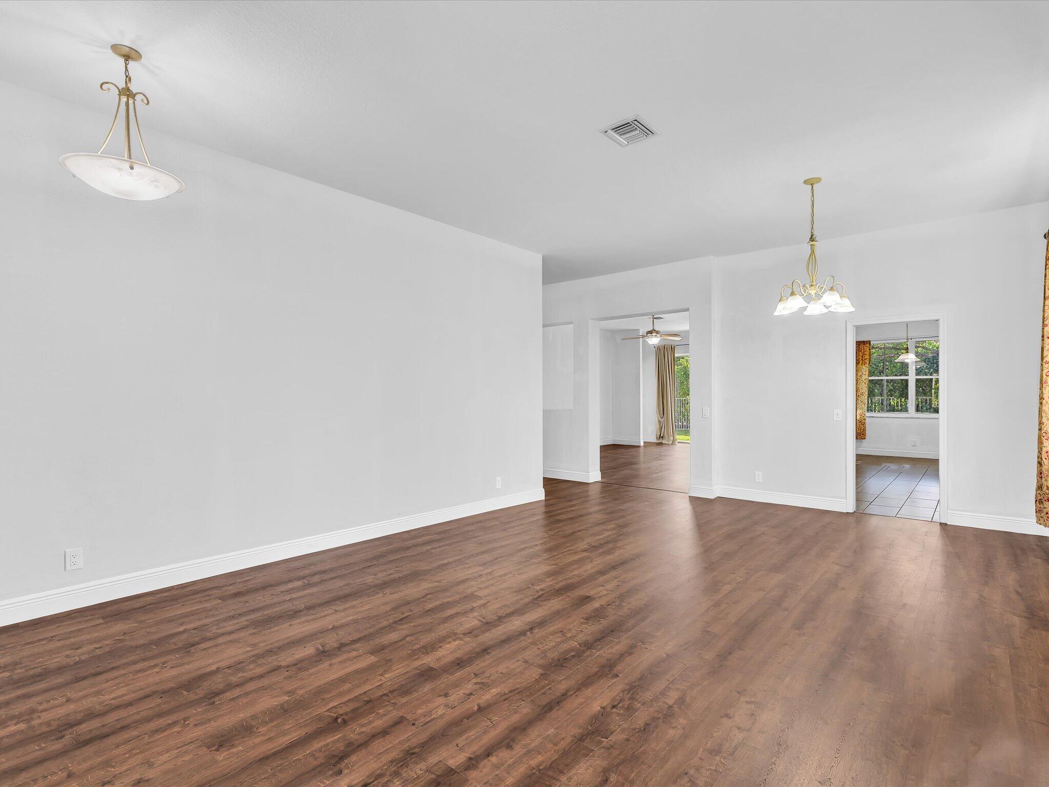 1125 Sunflower Circle