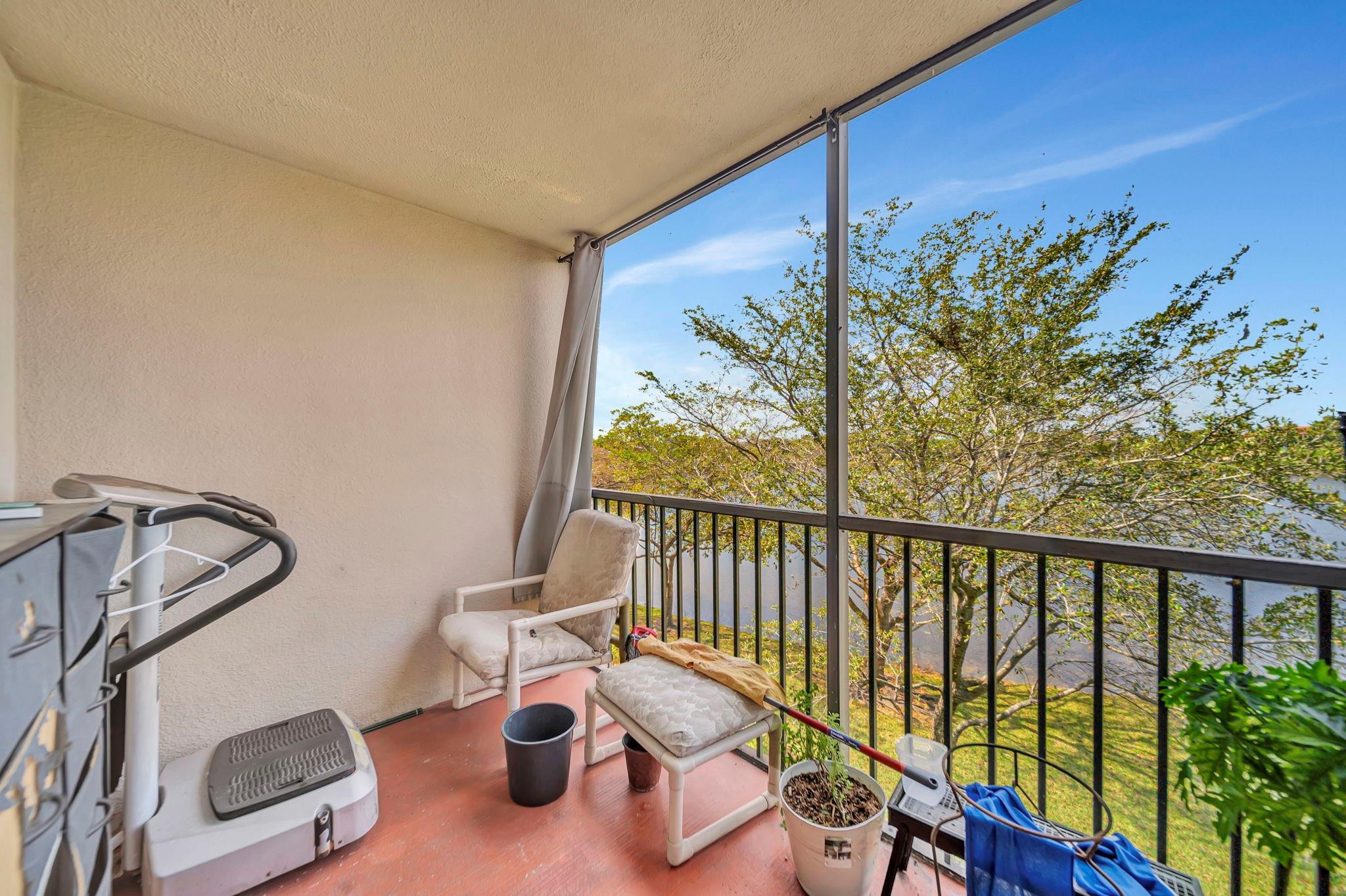 SUFFOLK - Residential