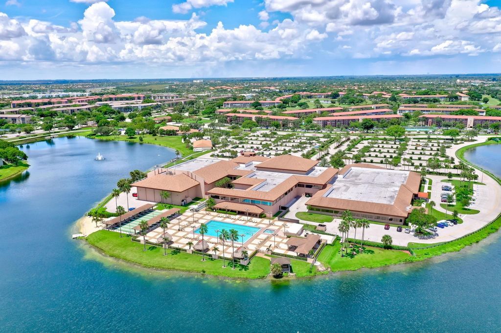 Photo of 1400 SW 137th Avenue #311F, Pembroke Pines, FL 33027 (MLS # F10551795)