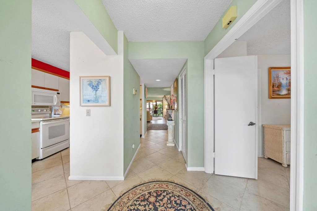 Photo of 5306 Cedar Lake Drive #203, Boynton Beach, FL 33437 (MLS # F10556546)